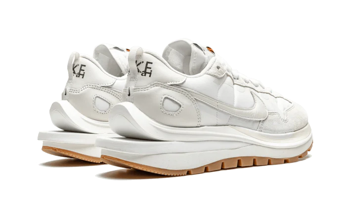 NIKE VAPORWAFFLE SACAI SAIL GUM