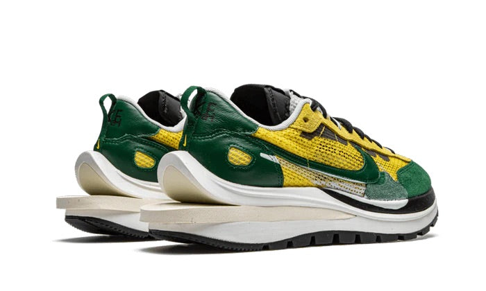 NIKE VAPORWAFFLE SACAI TOUR YELLOW STADIUM GREEN