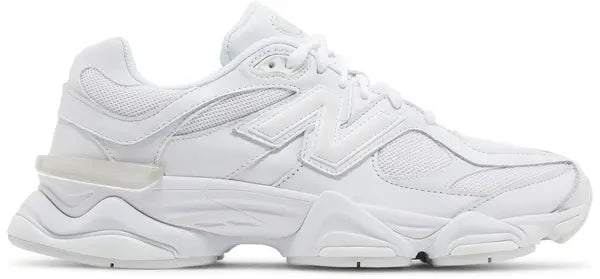 9060 'Triple White'