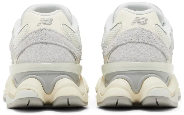 9060 'Quartz Grey'